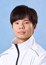 選手名：佐　藤　　　　航